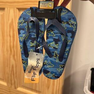 Boys Flip Flops 11/12 new